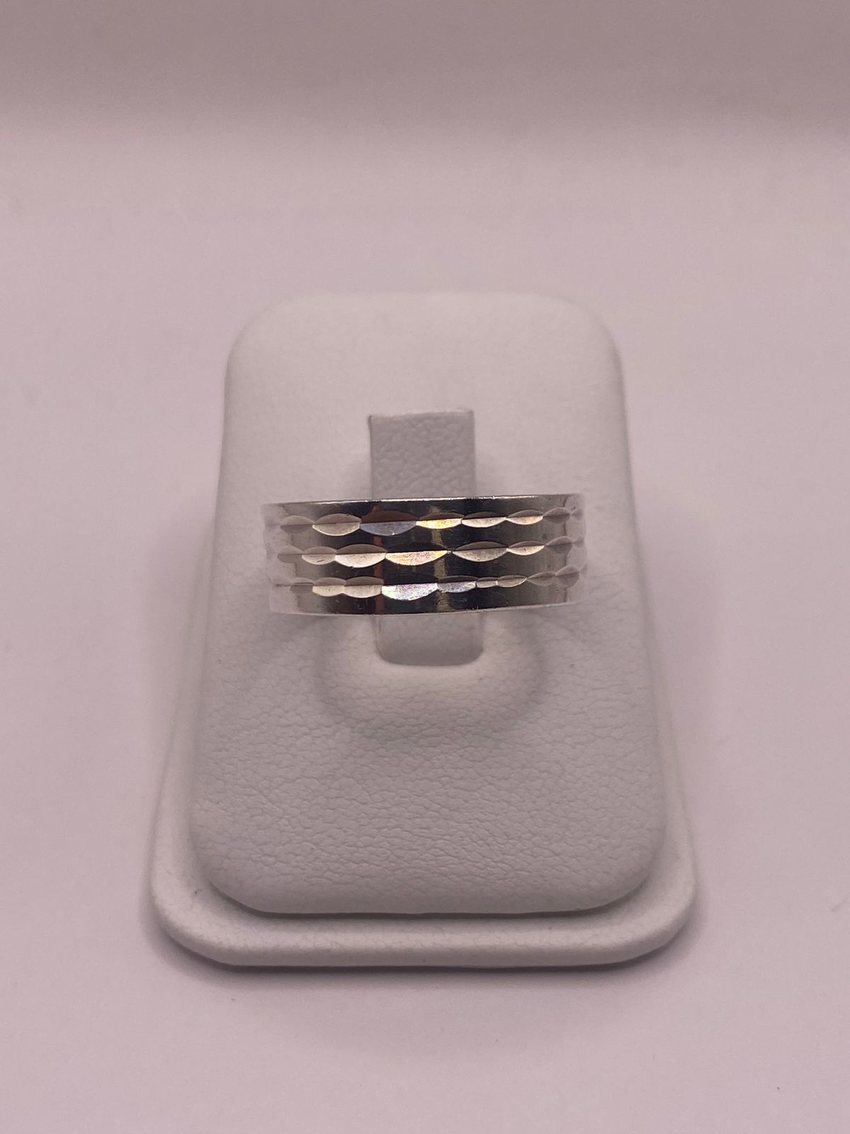 Anillo de Plata 925 con Textura Ondulada, vista posterior