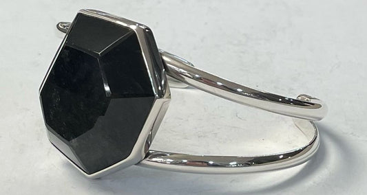 Brazalete con Obsidiana en Plata Ley 950, vista frontal