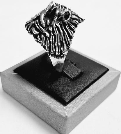 Anillo Cabeza de Leon en Plata Ley 925, vista frontal