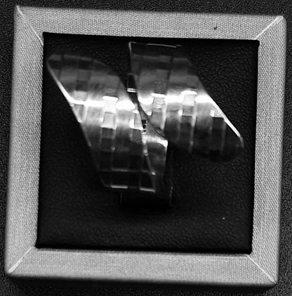 Anillo Diamantada Plata Ley 925, sello de autenticidad Plata Ley .925
