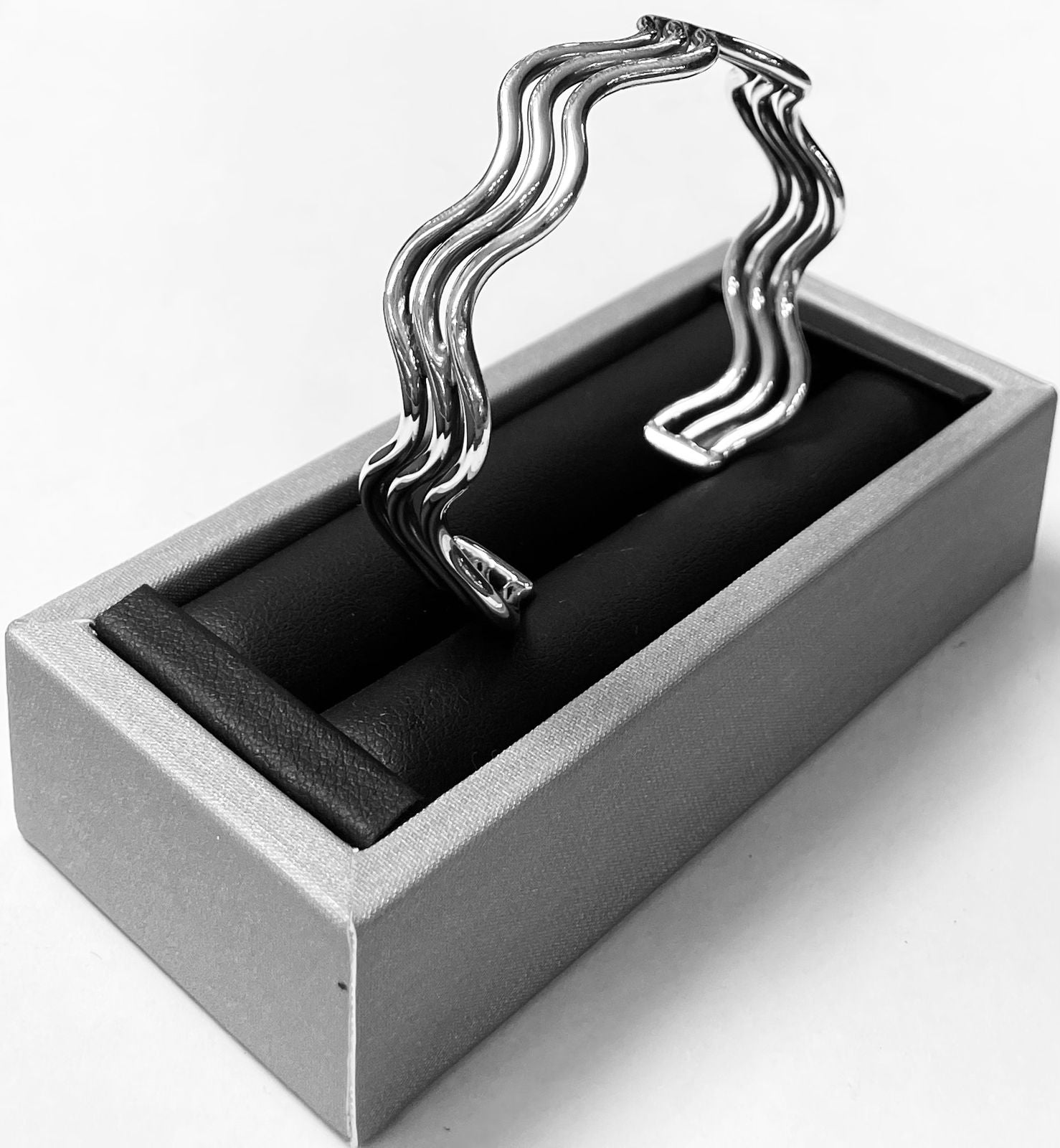 Brazalete en Plata Ley 925, vista frontal