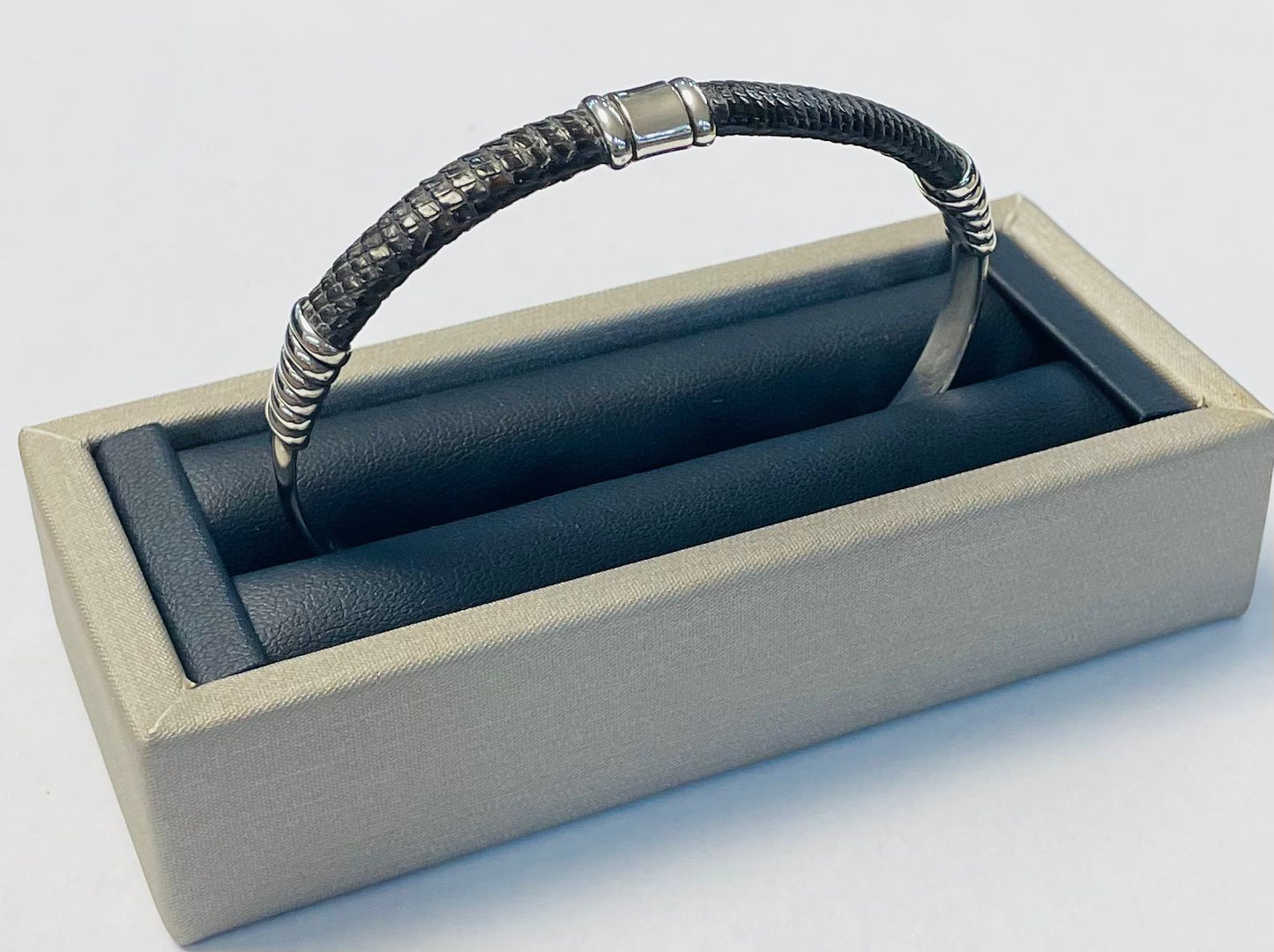 Brazalete en Plata Ley 925, vista frontal