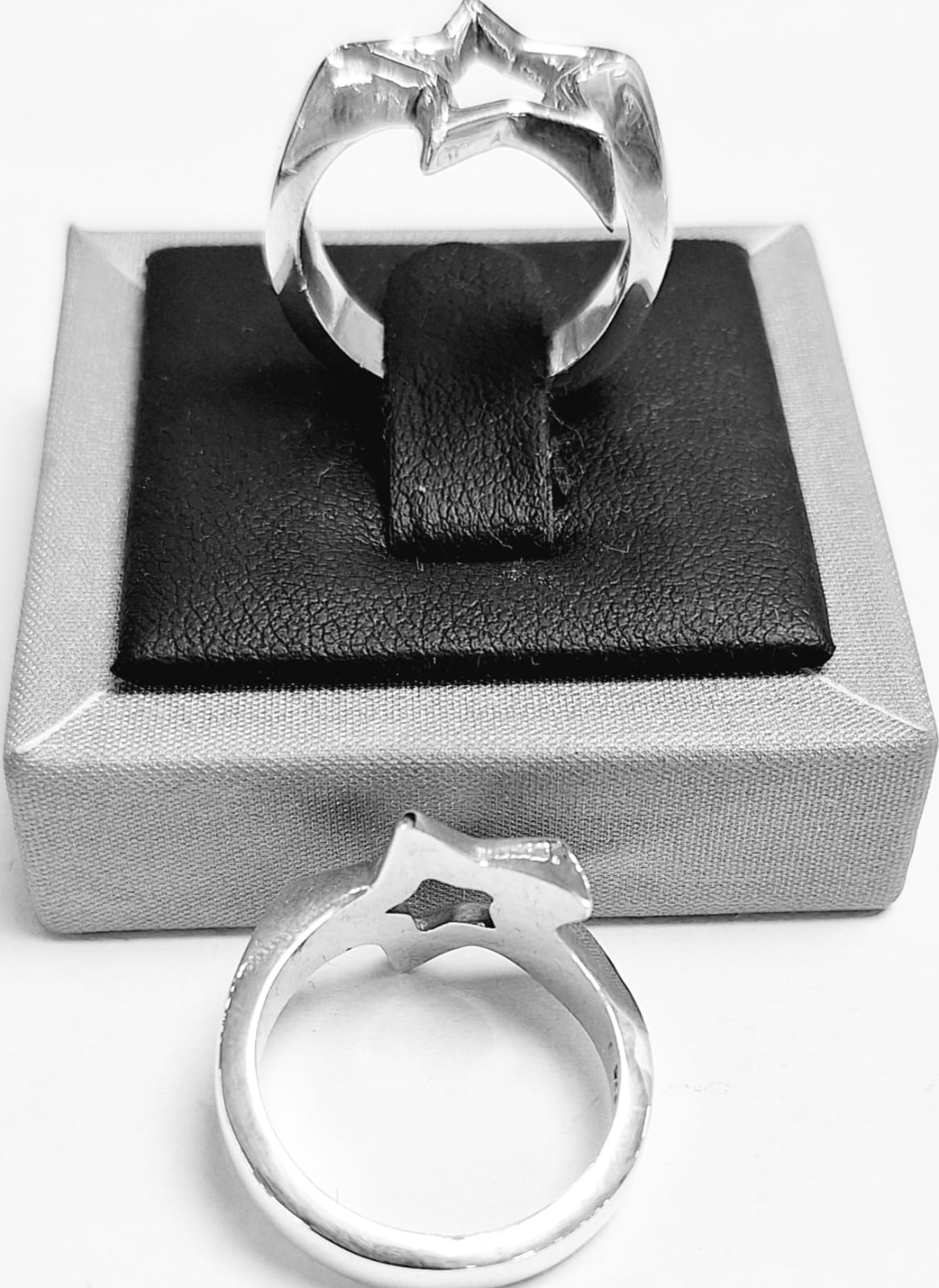 Anillo Estrella Plata Ley 925 — detalle de piedra