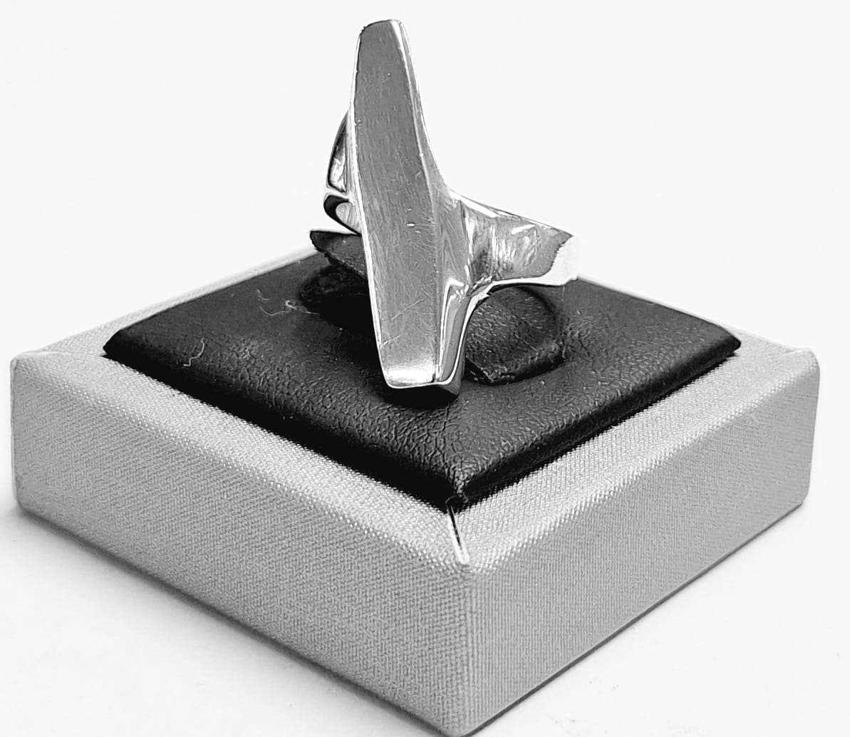 Anillo en Plata Ley 925, vista frontal
