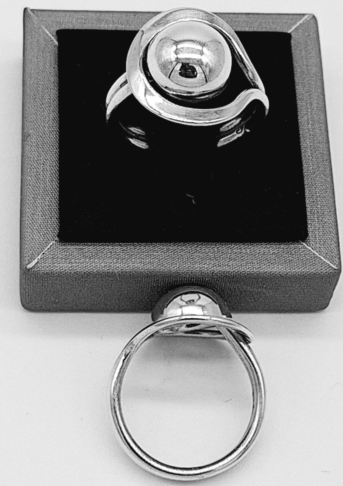 Sello de ley en el interior del anillo plata ley 925