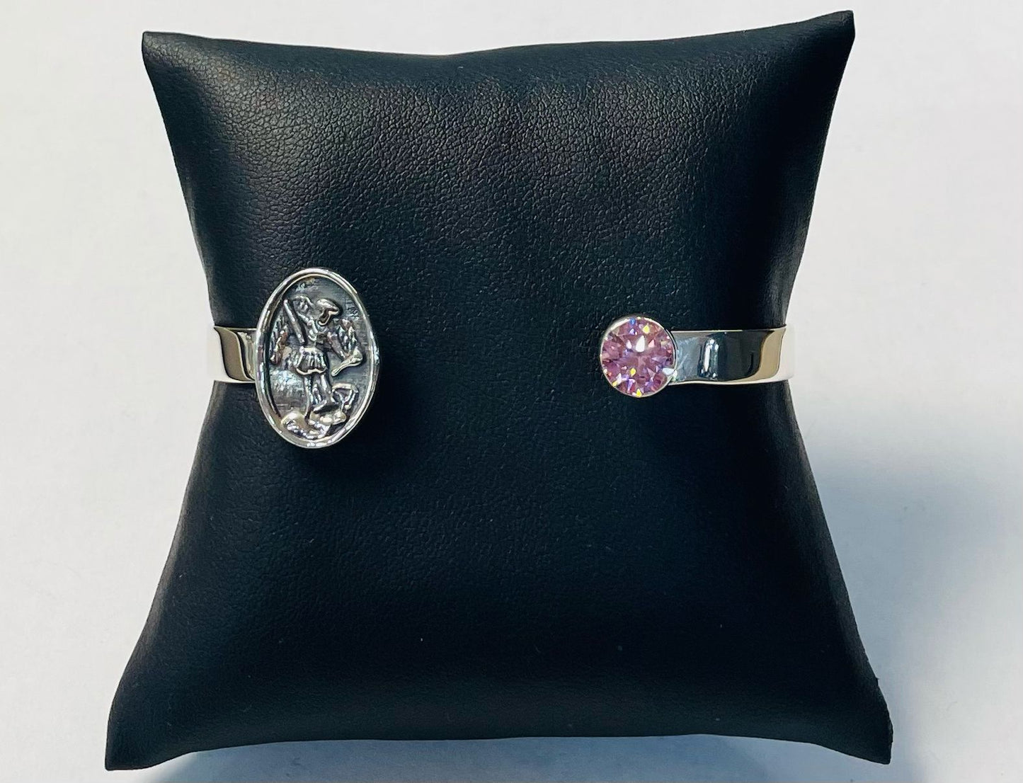 Brazalete en Plata Ley 925, sello de autenticidad Plata Ley .925