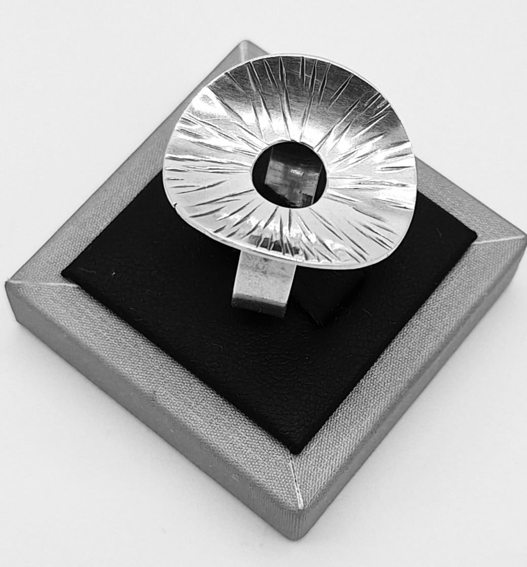 Anillo Plata Ley 925., vista frontal
