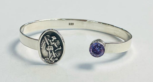 Sello de ley en el interior del brazalete en plata ley 925