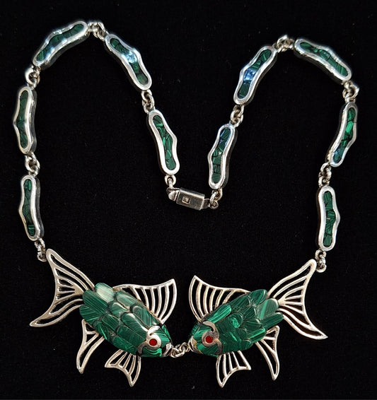 Sello de ley en el interior del collar vintage pescado con incrustacines en plata ley 950