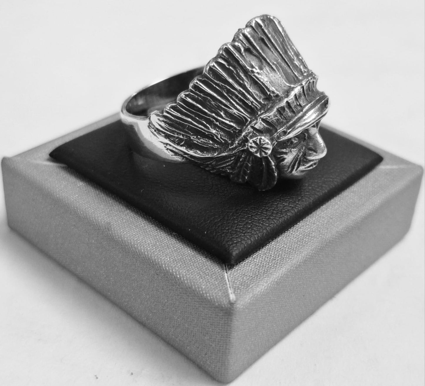 Anillo Indio en Plata Ley 925, sello de autenticidad Plata Ley .925