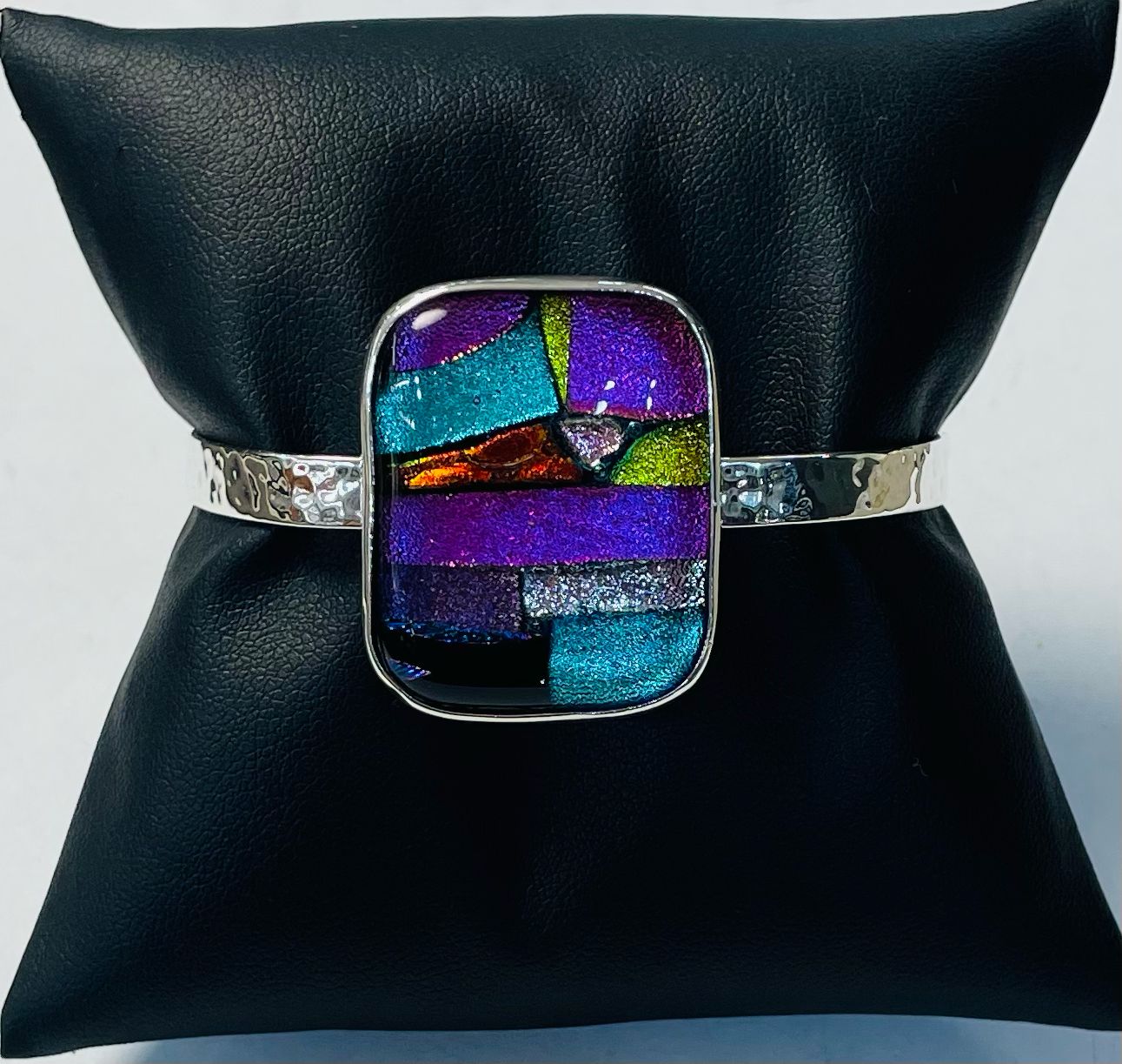 Brazalete con Dicroico en Plata Ley 925, sello de autenticidad Plata Ley .925