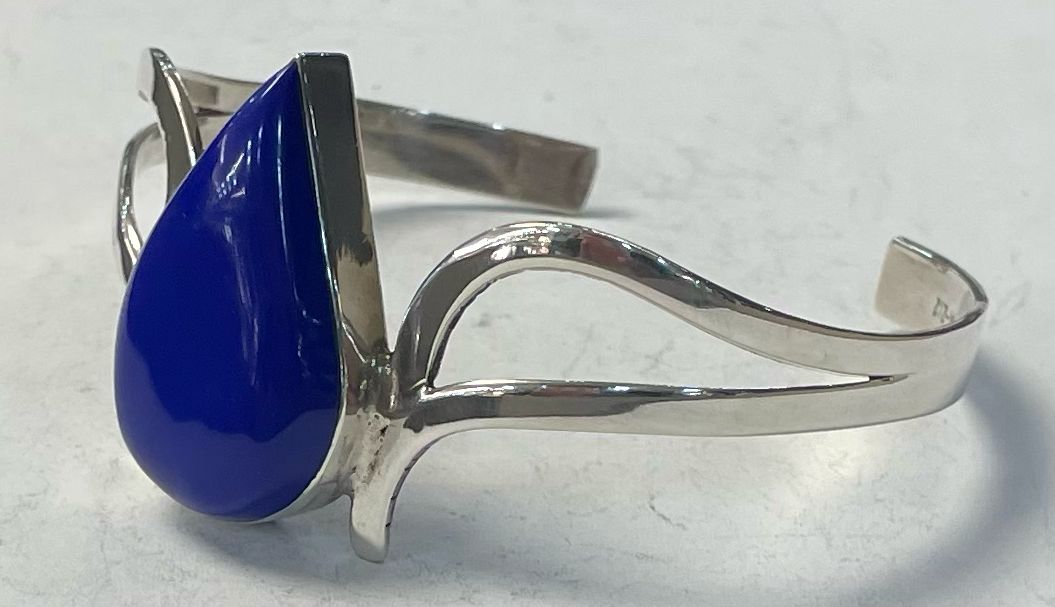 Brazalete con Lapizlazuli en Plata Ley 925, vista frontal