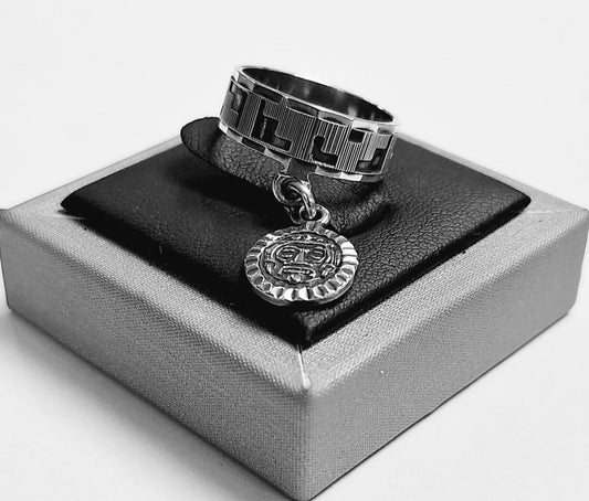 Sello de ley en el interior del anillo con colgante azteca en plata ley 925