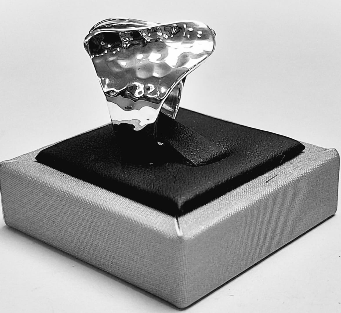 Anillo en Plata Ley 925, vista frontal
