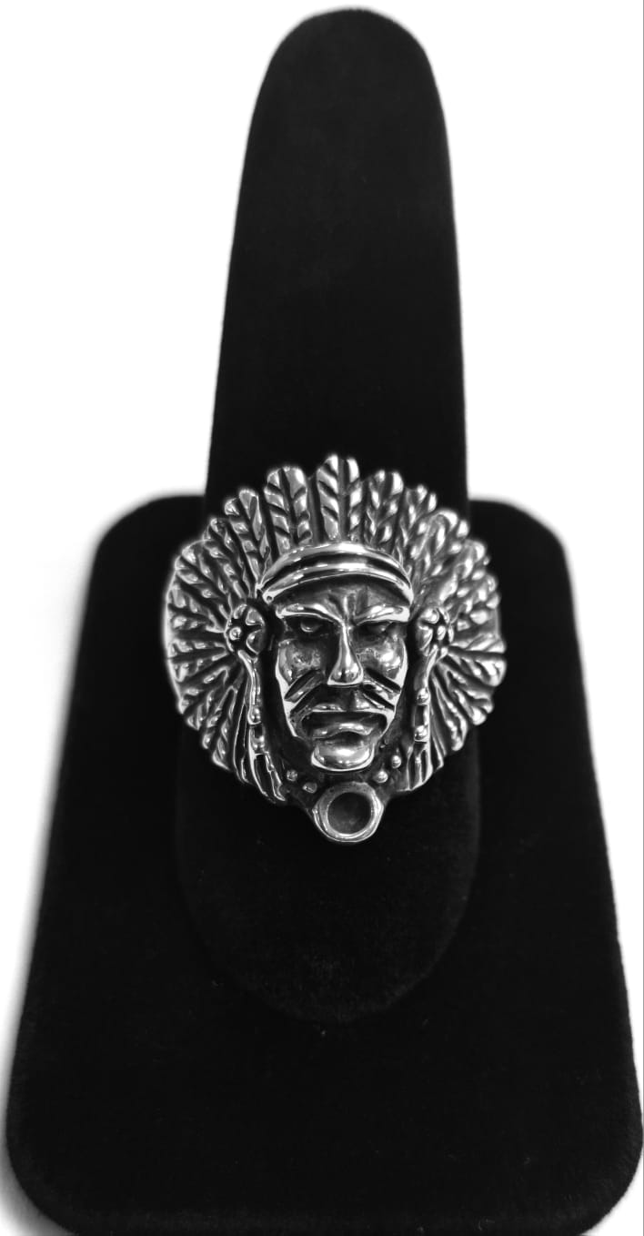 Sello de ley en el interior del anillo indio en plata ley 925