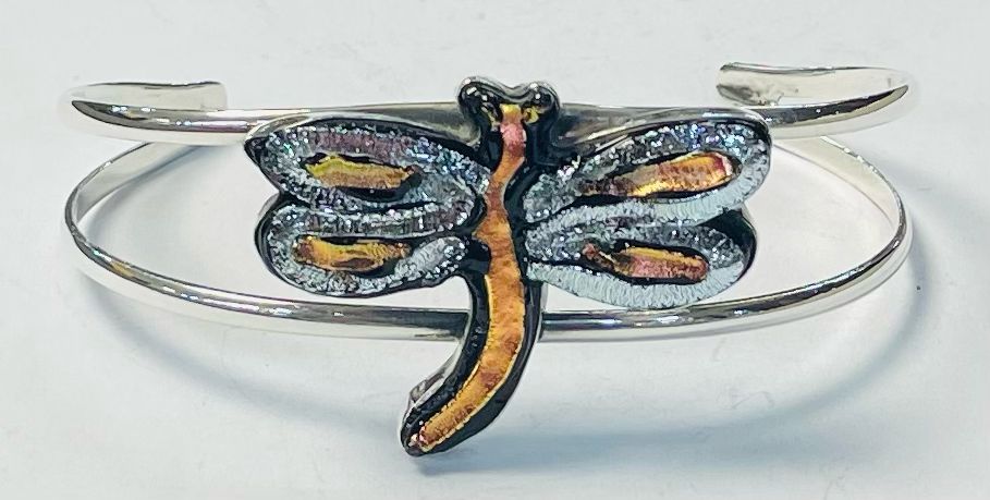 Sello de ley en el interior del brazalete con dicroico en plata 925