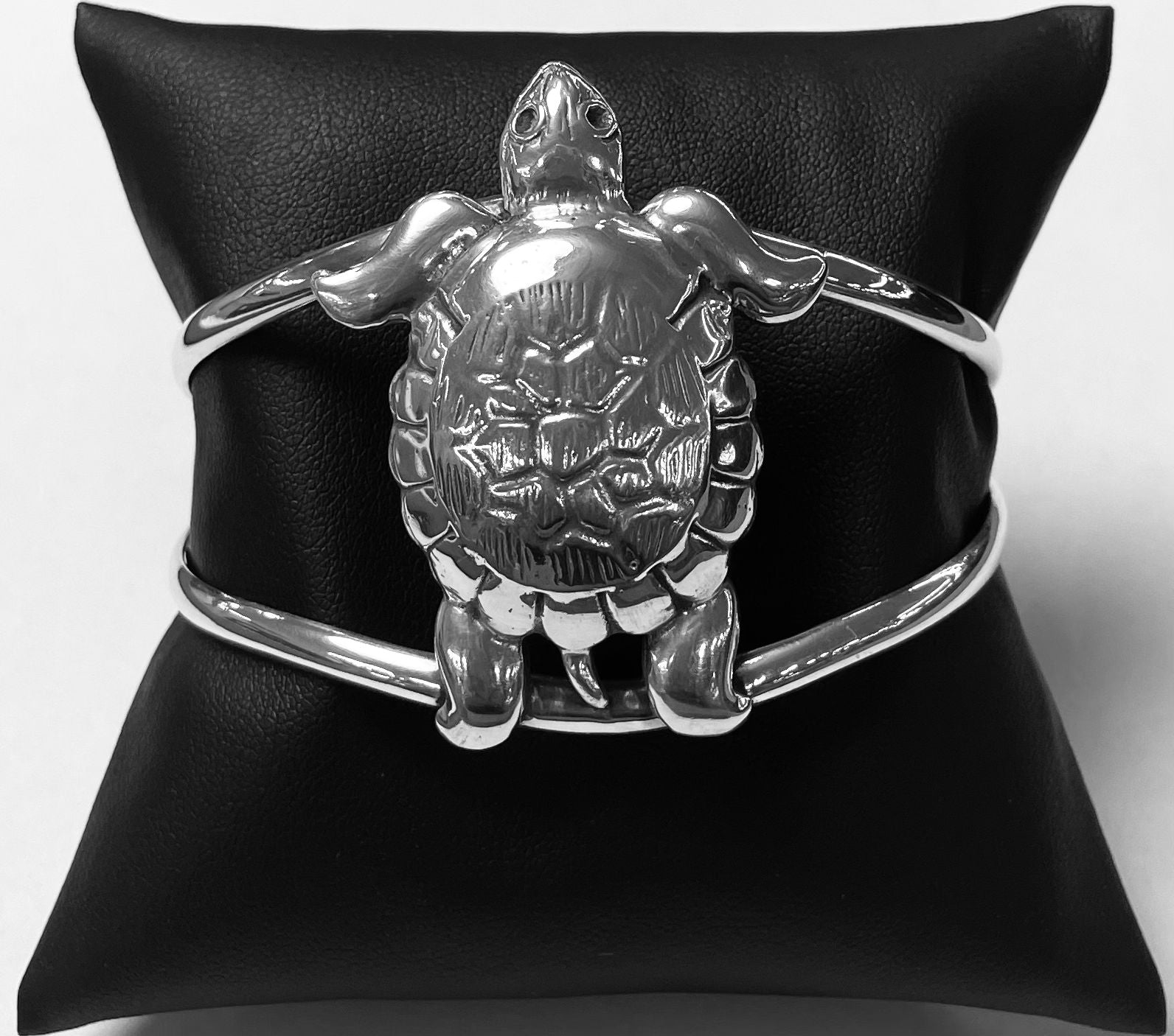 Brazalete Tortuga en Plata 925, sello de autenticidad Plata Ley .925