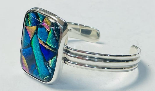 Brazalete con Dicroico en Plata Ley 925, vista frontal