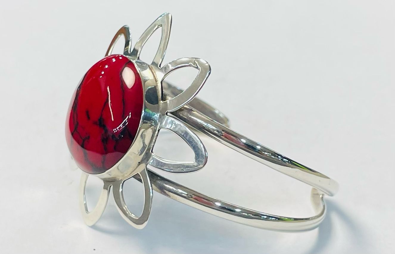 Brazalete con Coral en Plata Ley 925, vista frontal