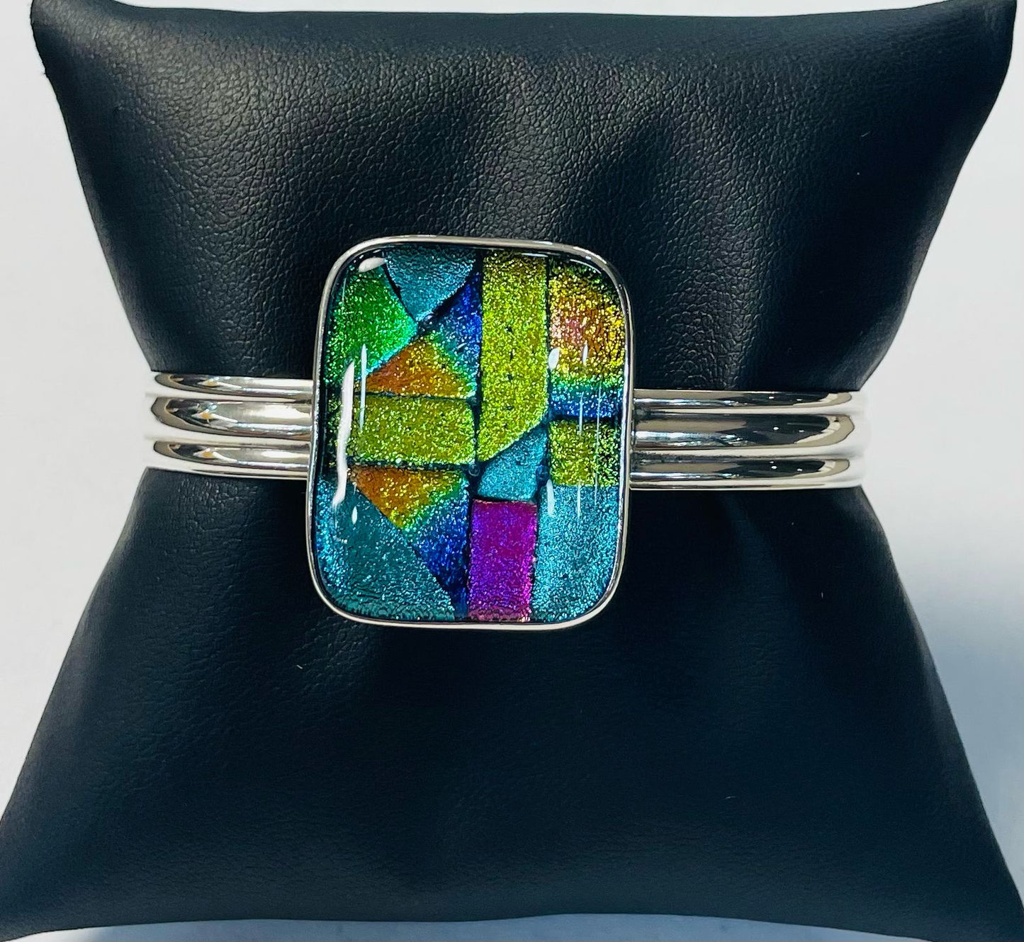 Brazalete con Dicroico en Plata Ley 925, sello de autenticidad Plata Ley .925