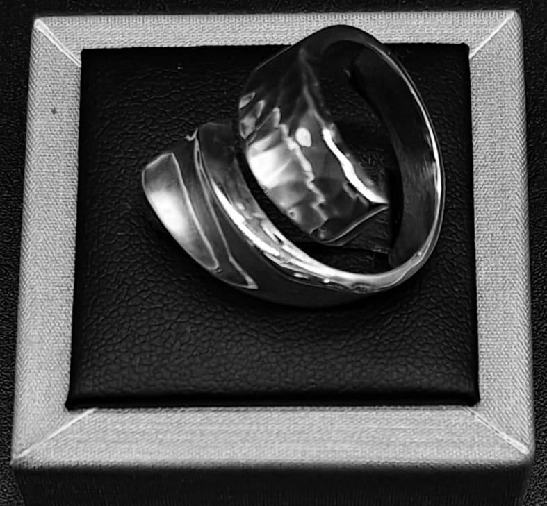 Anillo Plata Ley 925, vista frontal