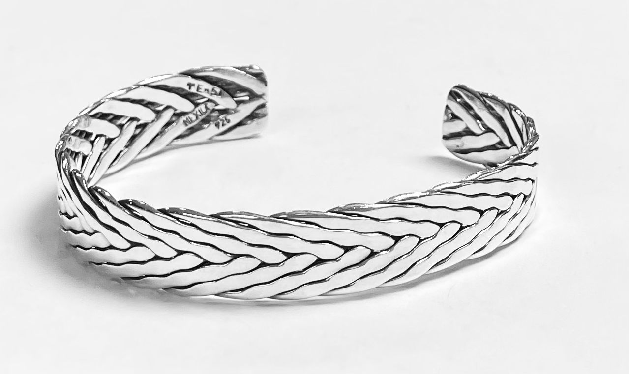 Brazalete Tapetillo en Plata Ley 925, vista frontal