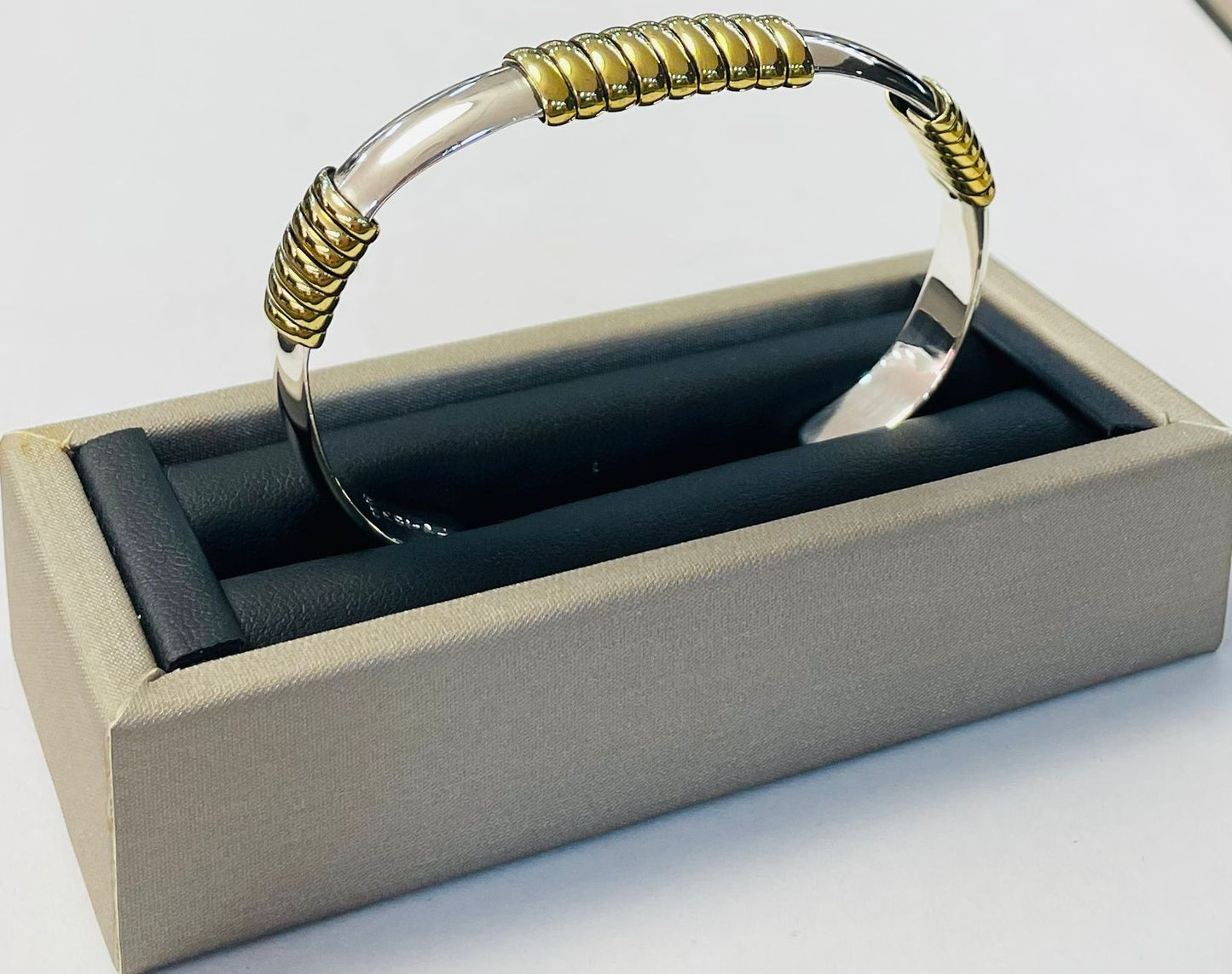 Brazalete en Plata Ley 925, vista frontal