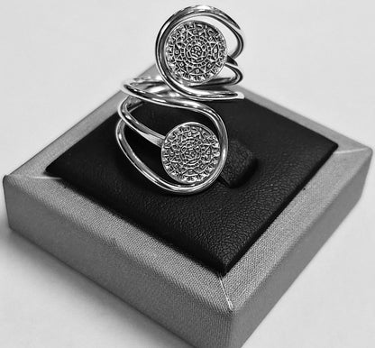 Anillo de Dos Calendario Azteca en Plata Ley 925, sello de autenticidad Plata Ley .925