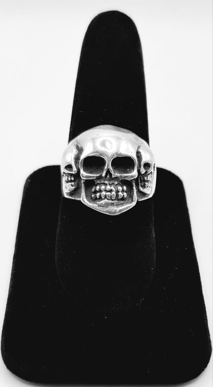 Sello de ley en el interior del anillo calavera en plata ley 925