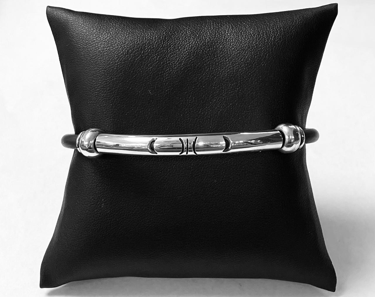 Brazalete en Plata Ley 925 con Cahucho, sello de autenticidad Plata Ley .925