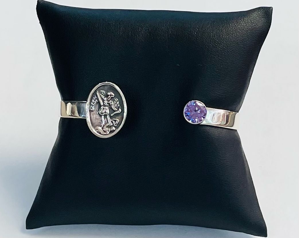 Brazalete en Plata Ley 925, sello de autenticidad Plata Ley .925