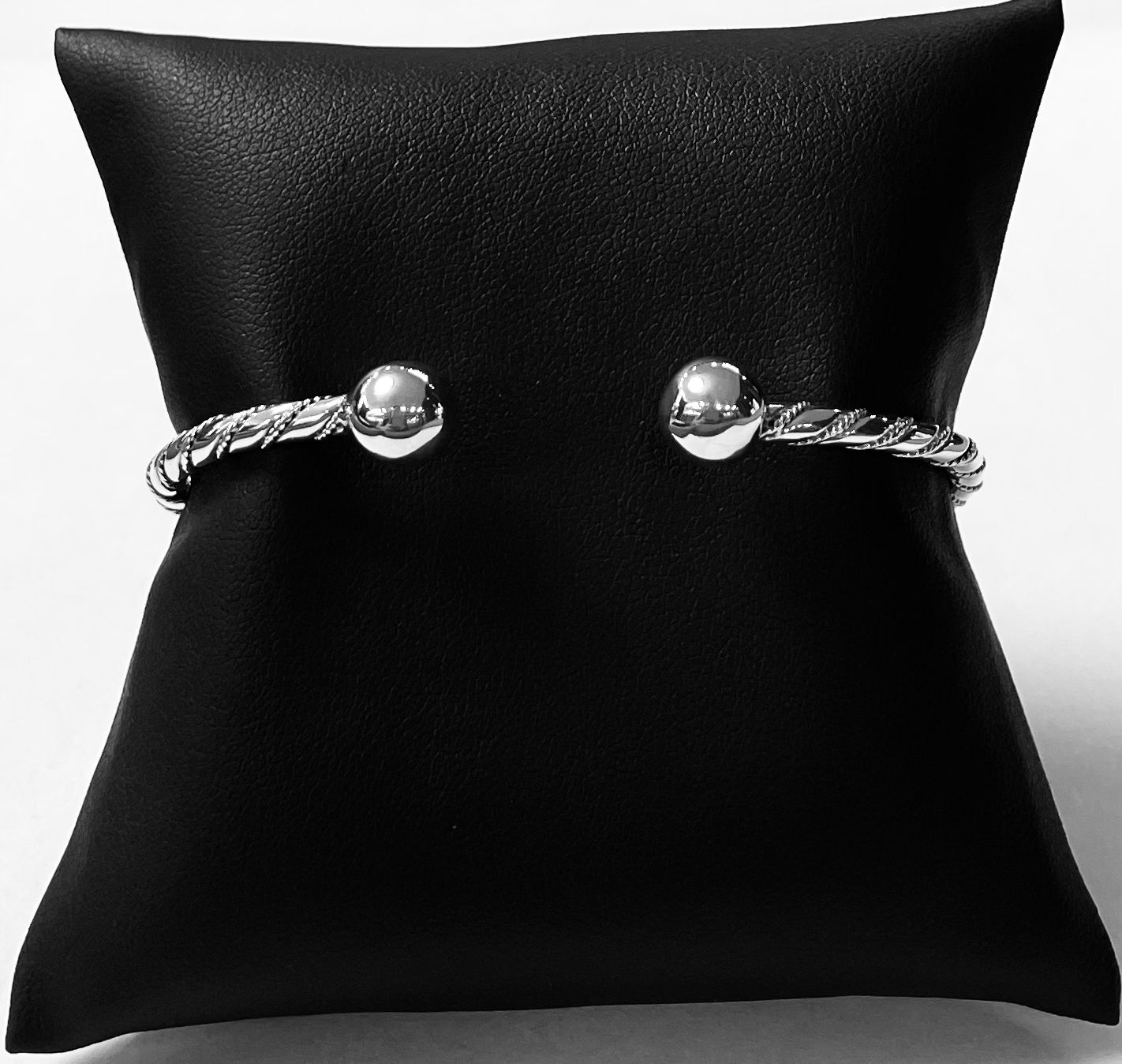 Brazalete Optima en Plata Ley 925, vista frontal