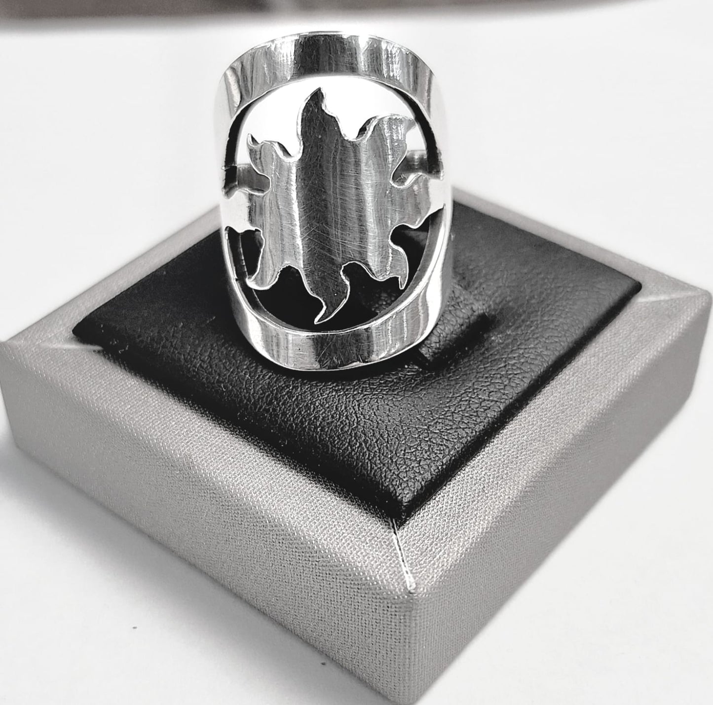 Anillo Plata Ley 925, vista frontal