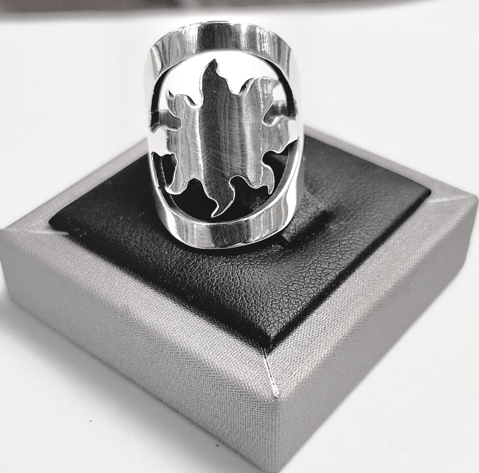 Anillo Plata Ley 925, vista frontal