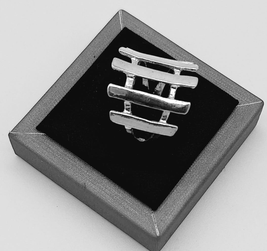 Anillo Plata Ley 925, vista frontal