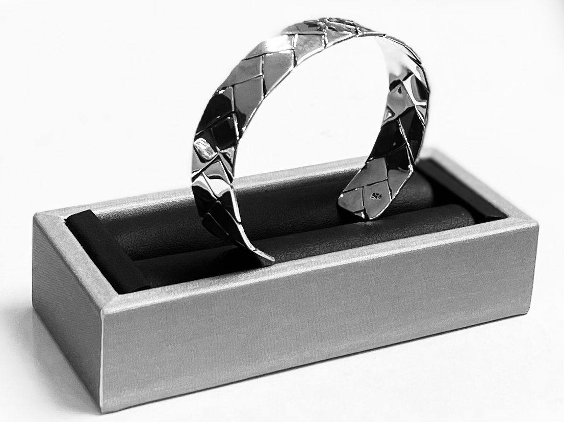 Brazalete en Plata Ley 925, vista frontal