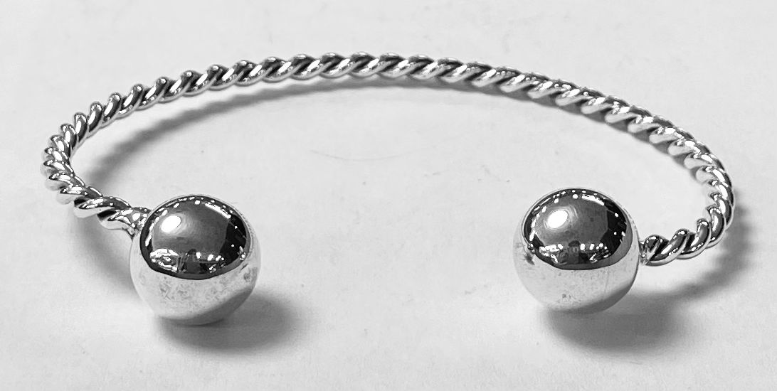 Sello de ley en el interior del brazalete optima en plata ley 925