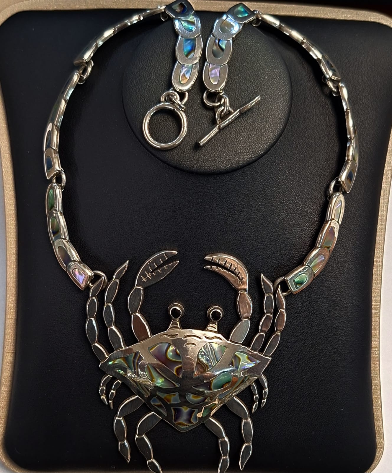Collar con Incrustaciones de Abulón en Plata Ley 925, vista frontal