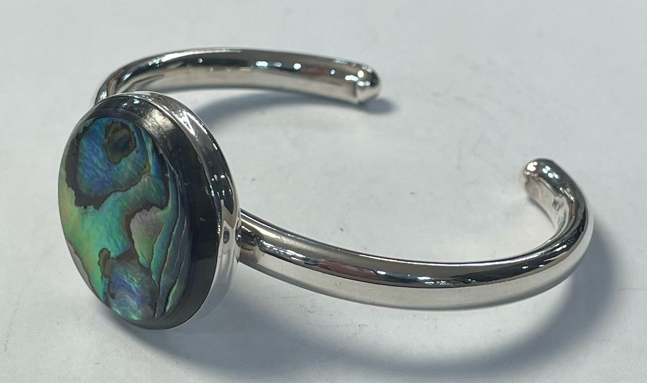 Brazalete con Concha Abulon en Plata Ley 925, vista frontal
