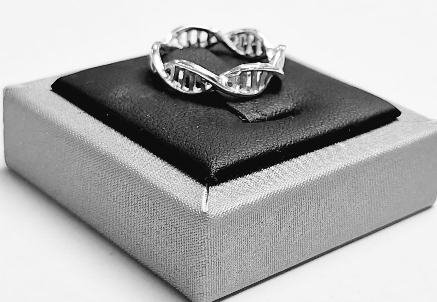 Anillo en Plata Ley 925, vista frontal