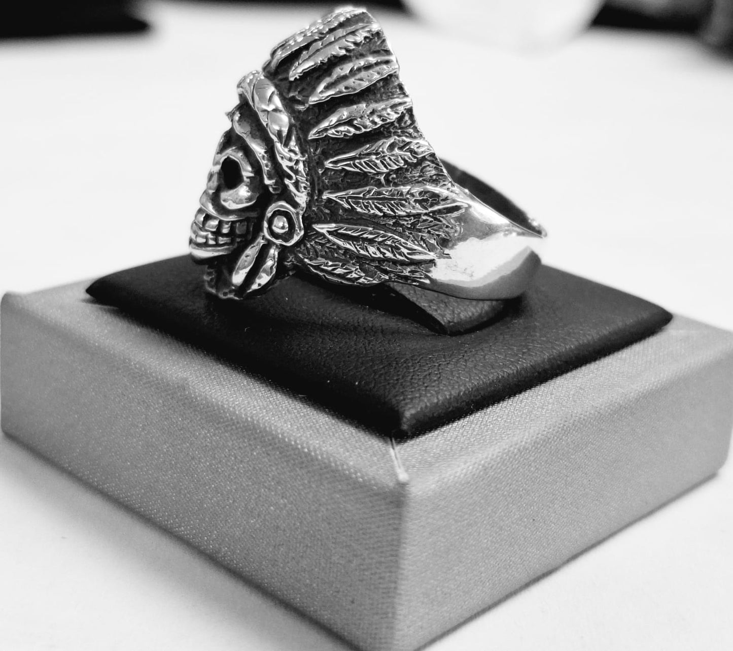 Anillo Calavera Indio en Plata Ley 925, sello de autenticidad Plata Ley .925