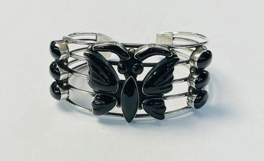 Sello de ley en el interior del brazalete en plata 925 con obsidiana