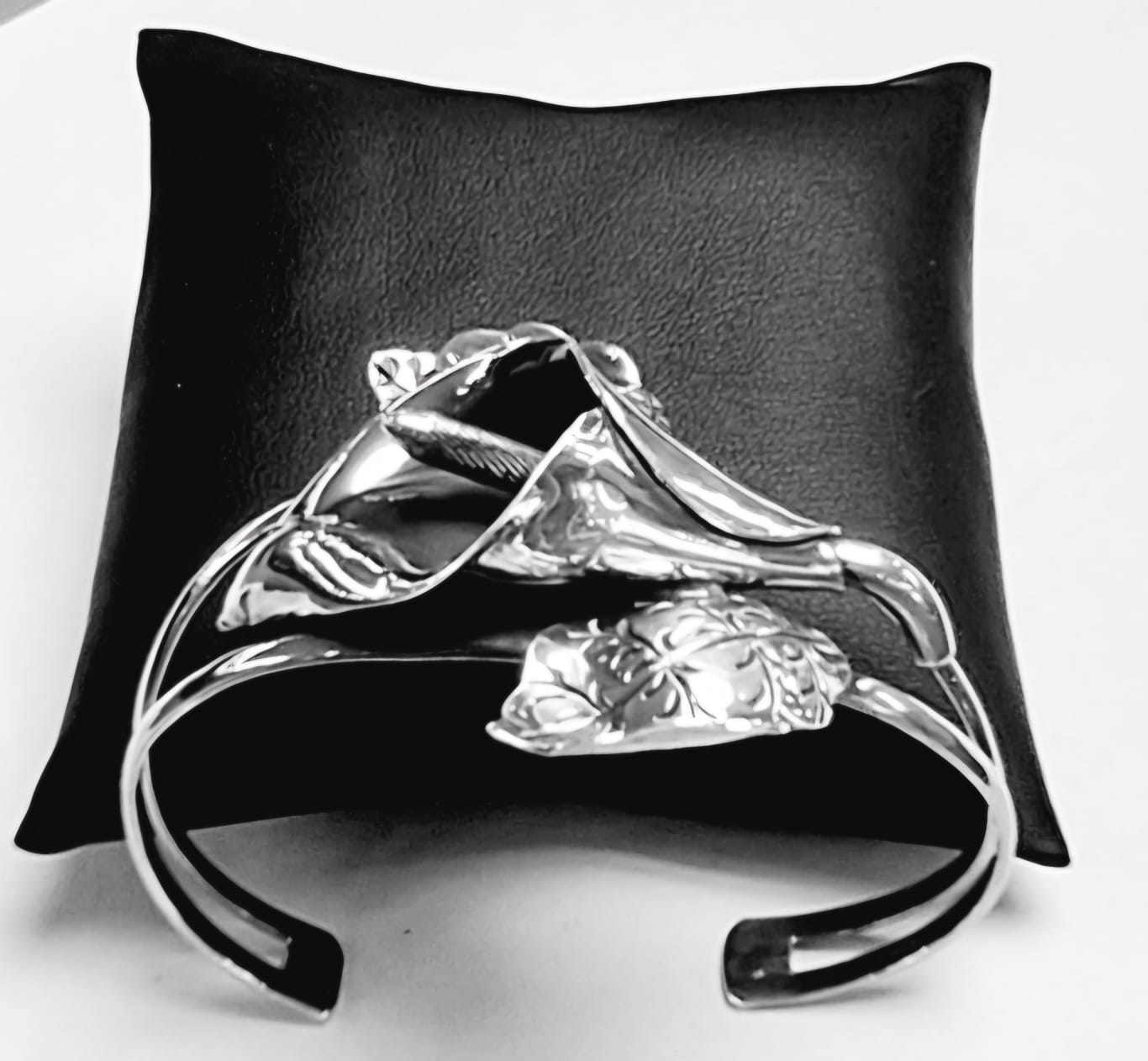 Brazalete Alcatraz en Plata Ley 925, sello de autenticidad Plata Ley .925