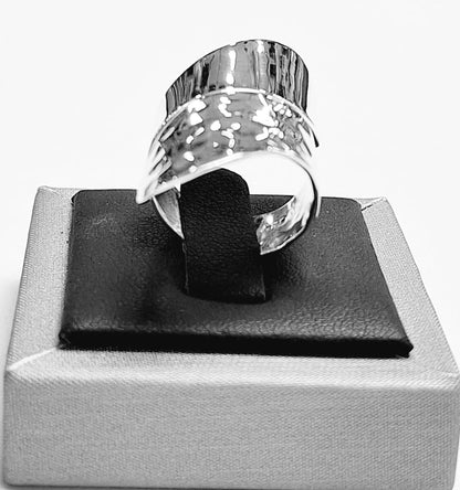 Anillo en Plata Ley 925, sello de autenticidad Plata Ley .925