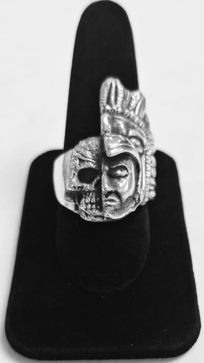 Sello de ley en el interior del anillo guerrero aguila calavera en plata ley 925