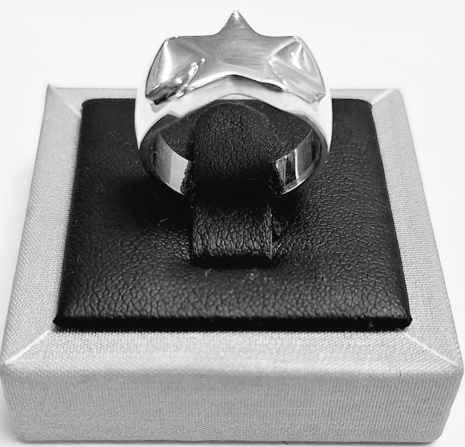 Anillo Estrella Plata Ley 925, vista frontal